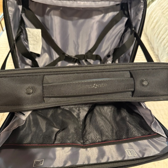 Black Samsonite computer work travel bag. - Picture 5 of 6
